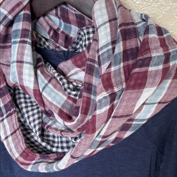 Ann Taylor Loft Reversible Plaid Infinity Scarf - Picture 3 of 6